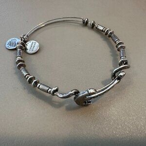 Alex and Ani Anchors away Bangle Bracelet - EUC